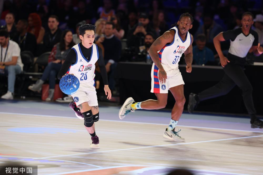 中的潜在影 中的潜在影