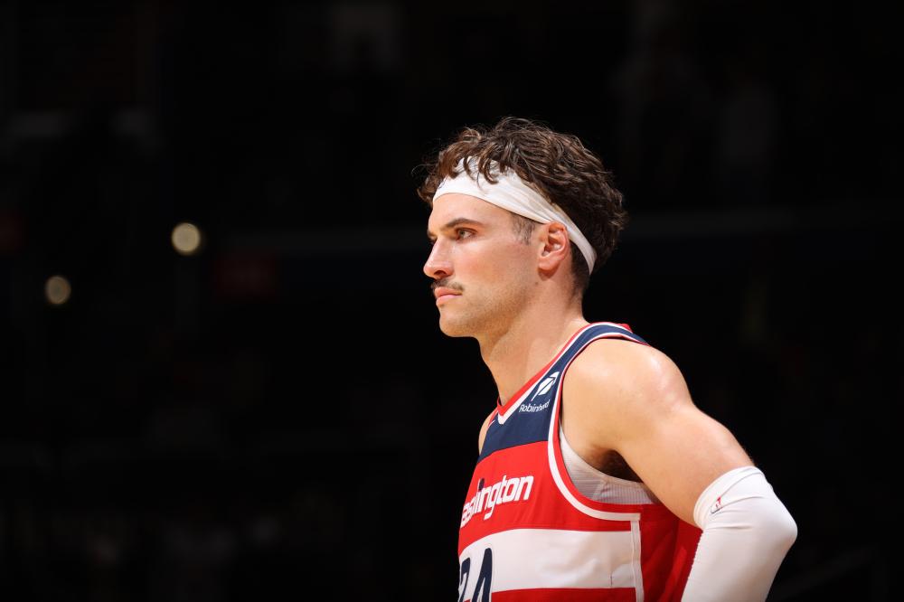 这使得他们 这使得他们