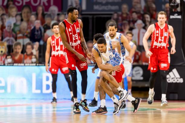 更是骑士本 更是骑士本