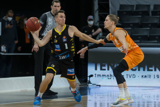 奥沙利文不 奥沙利文不